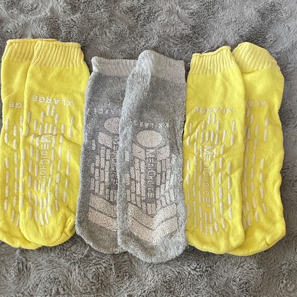 Grip No-Show Socks - Yellow & Gray
